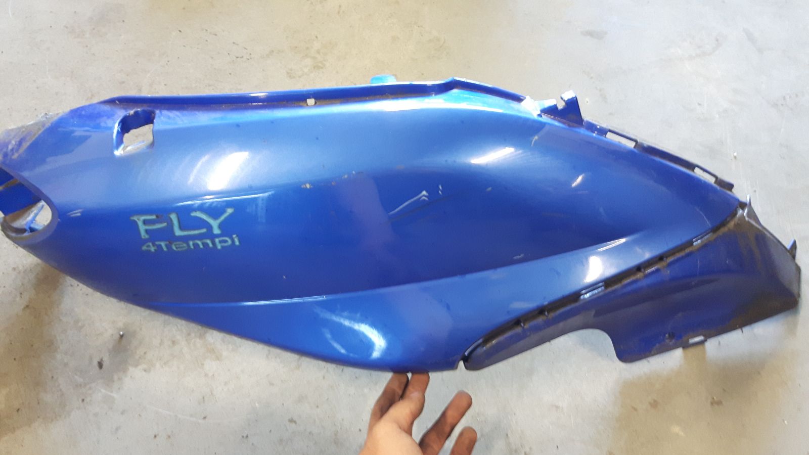 Piaggio Fly side covers