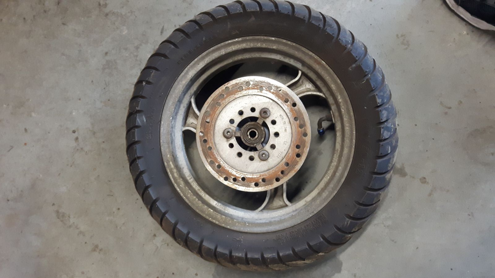 Rover Rapid front wheel