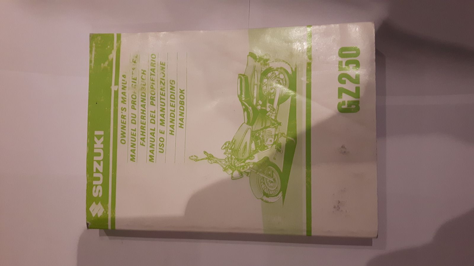 Suzuki GZ250 instructieboekje